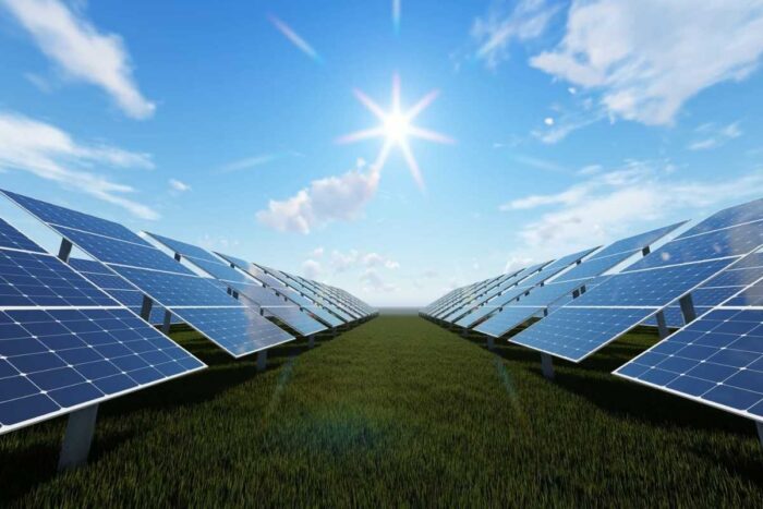 solarni paneli na livadi