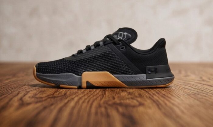 Crna Under Armour TriBase Reign 4 patika